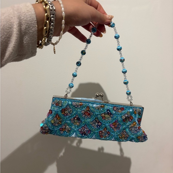 Elegant Beaded Blue Clutch - Picture 5 of 6